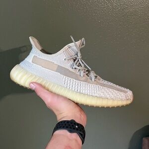 Size 11 - adidas Yeezy Boost 350 V2 Lundmark Non-Reflective